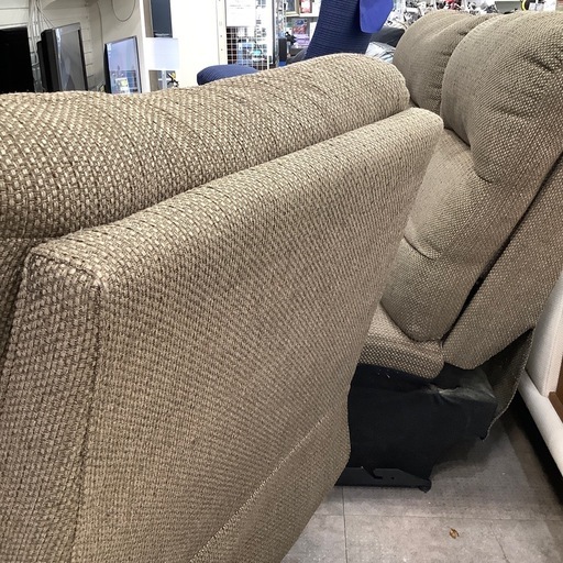 【軽トラ貸し出し無料！配送可！】ニトリ3人掛けソファー入荷しました！