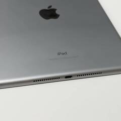 【Wi-Fi+Cellular】iPad 第5世代/A1823/32GB〈MP1J2J/A〉の画像