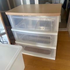 収納ボックスの画像