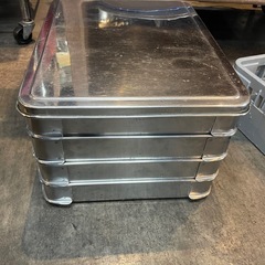 【引き取り限定】中古品　角バット 4段セットの画像