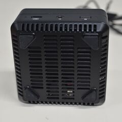 中古良品 超ミニPC MINISFORUM EM780 Windows11 AMD Ryzen 7 7840U メモリ32GB SSD1TB 無線の画像