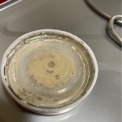 プリーズコート ベージュ色 16kg 水性塗料 エスケー化研 残り3缶の画像