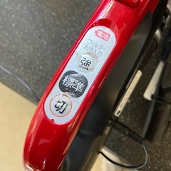 K2510-138 HITACHI コードレス掃除機 PV-BHL1000J ラクかるパワーブースト LED搭載 レッド 2019年製 通電確認済み キズ汚れ有りの画像