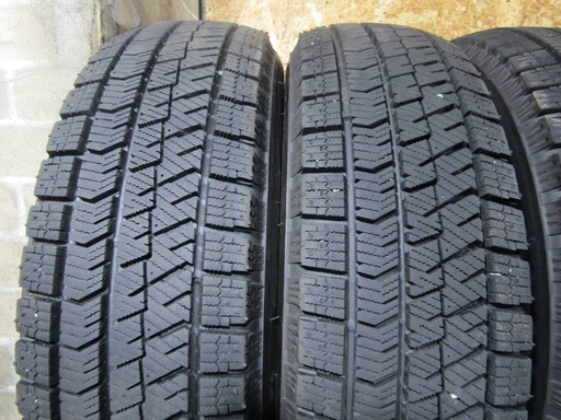 バリ山!ブリヂストン ブリザック VRX2 155/65R14 4本 2024年製