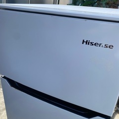 小さな冷蔵庫の画像