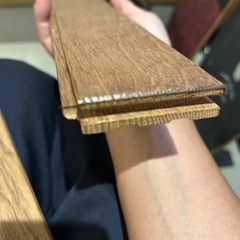 床材ヘリンボーン　未使用　直接取り引きのみの画像
