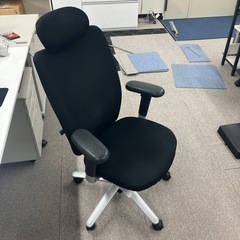 オフィスチェア　黒　　の画像
