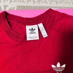 adidas ティシャツ
の画像