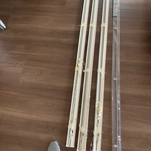 ブラインドカーテンとカーテンレール