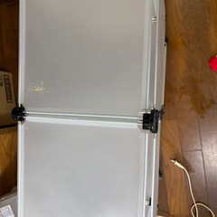 収納棚の画像