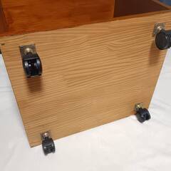 木製ラック マガジンラック・キャスター付きの画像