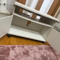 テレビ台の画像