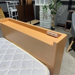 💥激安💥❗️配送•設置🉑❗️♻️処分撤去♻️大量収納付きシングルベッド　コンセント付きの画像