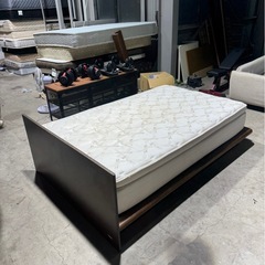 💥激安💥❗️配送•設置🉑❗️♻️処分撤去♻️IDC OTSUKA ダブルベッド　分厚いマットレスセットの画像