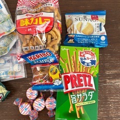 お菓子色々の画像