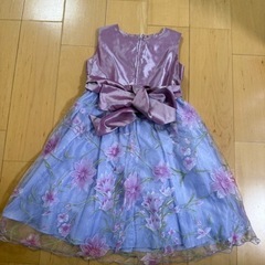 ドレス　130の画像