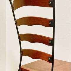 アイアンとウッドのお洒落な椅子。ナチュラルカントリー　アンティークチェアの画像