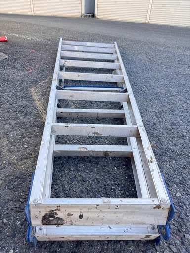 長谷川工業製脚立　XAM-240　2.32m