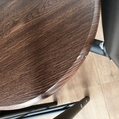 2人掛けテーブルセットの画像