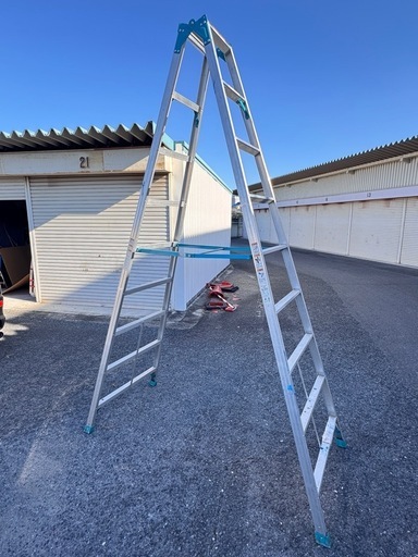 Pica コーポレーション製脚立　K-270 2.56m