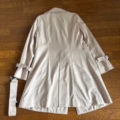 トレンチコート　ベージュの画像