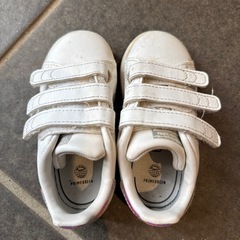 adidas子供靴の画像