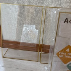 メニュースタンド　チラシ　ポップスタンド　A4アクリルスタンドの画像