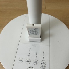 扇風機　東芝　TOSHIBA リモコン付きの画像