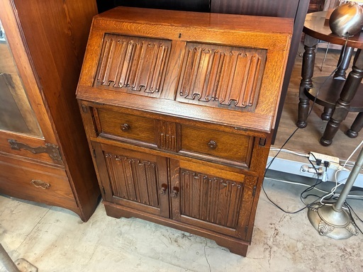 アンティーク/イギリス/ライティングビューロー/レトロ/学習机/事務机/インテリア