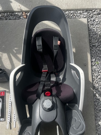 自転車用チャイルドシート hamax caress ハマックスカレス　