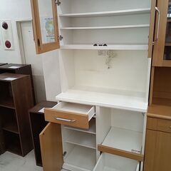 リユースのサカイ栃木店★ジモティ割あり★ NITORI 食器棚 ホワイト×ブラウン W88.5×D45×H191 クリーニング済み TC11033の画像