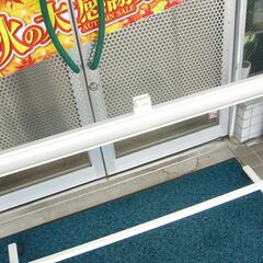 美品 PLUS プラス WBシリーズ 両面ホワイトボード WB-1209DSPT キャスター脚(ストッパー付) 寸法(約)W1292×D562×H1790mm / ボード有効寸法(約)W1170×H870mmの画像