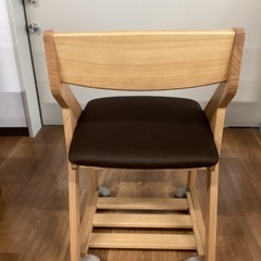 学習用椅子【町田市再生家具】252000の画像