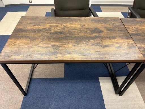 美品テーブル　ダイニングテーブル