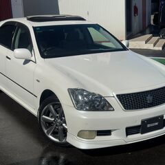 全国提携ローン！！全国納車始めました！！クラウンアスリート！i-Four！特別価格コミコミ62万円！4WD　サンルーフ　禁煙車　ＥＴＣ　Ｂカメラ　リアフォグ　クルコン　Ｒスポイラー　パワーシート　ＰＵＳＨスタート　キーレス　ナビ　ラジオ　盗難防止システム　エアバック4WD　サンルーフ　サンルーフバイザー　革シート　ローダウン　Bカメラ　ＥＴＣ　クルコン　ナビ　後期型　本州仕入れ！の画像
