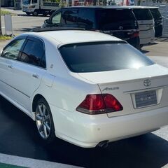 全国提携ローン！！全国納車始めました！！クラウンアスリート！i-Four！特別価格コミコミ62万円！4WD　サンルーフ　禁煙車　ＥＴＣ　Ｂカメラ　リアフォグ　クルコン　Ｒスポイラー　パワーシート　ＰＵＳＨスタート　キーレス　ナビ　ラジオ　盗難防止システム　エアバック4WD　サンルーフ　サンルーフバイザー　革シート　ローダウン　Bカメラ　ＥＴＣ　クルコン　ナビ　後期型　本州仕入れ！の画像