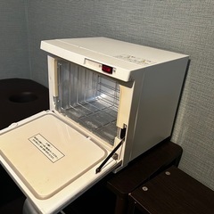 ホットタオルウォーマー、エステ、飲食の画像