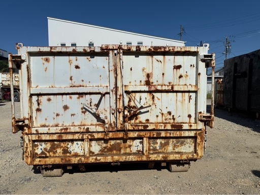 4トン用8m3アームロールコンテナ