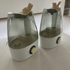 加湿機　2台セットです。の画像