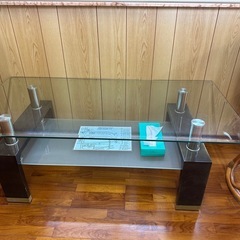 ②ガラステーブル＆イス2脚　セットの画像