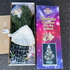 クリスマスツリーの画像