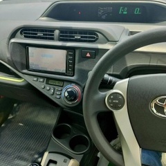 アクア!低走6.7万k!H24年式!車検長R8年10月付!低燃費!内外装キレイ!の画像