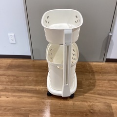 ランドリーボックス【町田市再生家具】　1010の画像