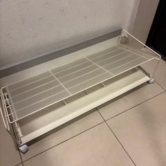 下駄箱下収納　
の画像