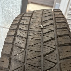 ブリヂストン　DMV3 215/70-16 デリカ等　スタッドレス
の画像