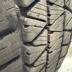 ブリヂストン　DMV3 215/70-16 デリカ等　スタッドレス
の画像