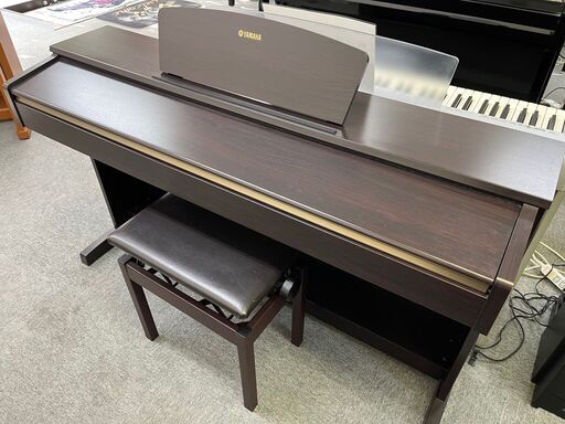 YAMAHA  SCLP-320　電子ピアノ