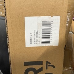 新品　クモリ デスクマット 厚み2mm チェアマット クリア PVC 床保護マット 130X160cm キズ防止 床暖房対応 滑り止め デスクごと保護できるフロアマット ゲーミングチェアマット カーペット (130X160cm)の画像
