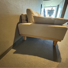 VENTOTA ソファ 2人 掛け 幅150cm  ローソファ 木製 天然木 二人掛け　ファブリック の画像