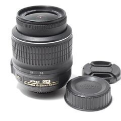 一眼レフデビューにぴったり Nikon D3100 コンパクト軽量で持ち運び楽々の画像